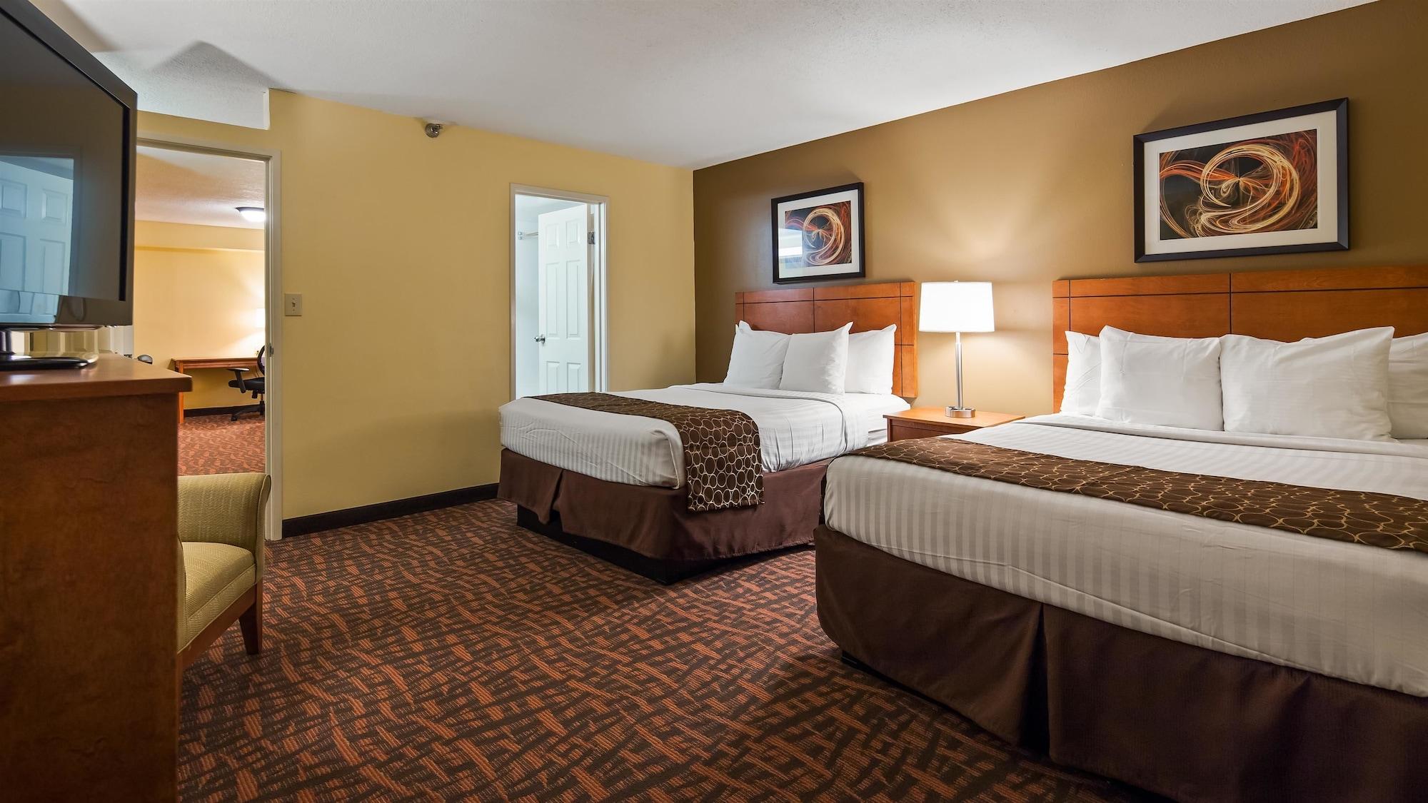 Best Western Louisville East Inn & Suites Exterior photo